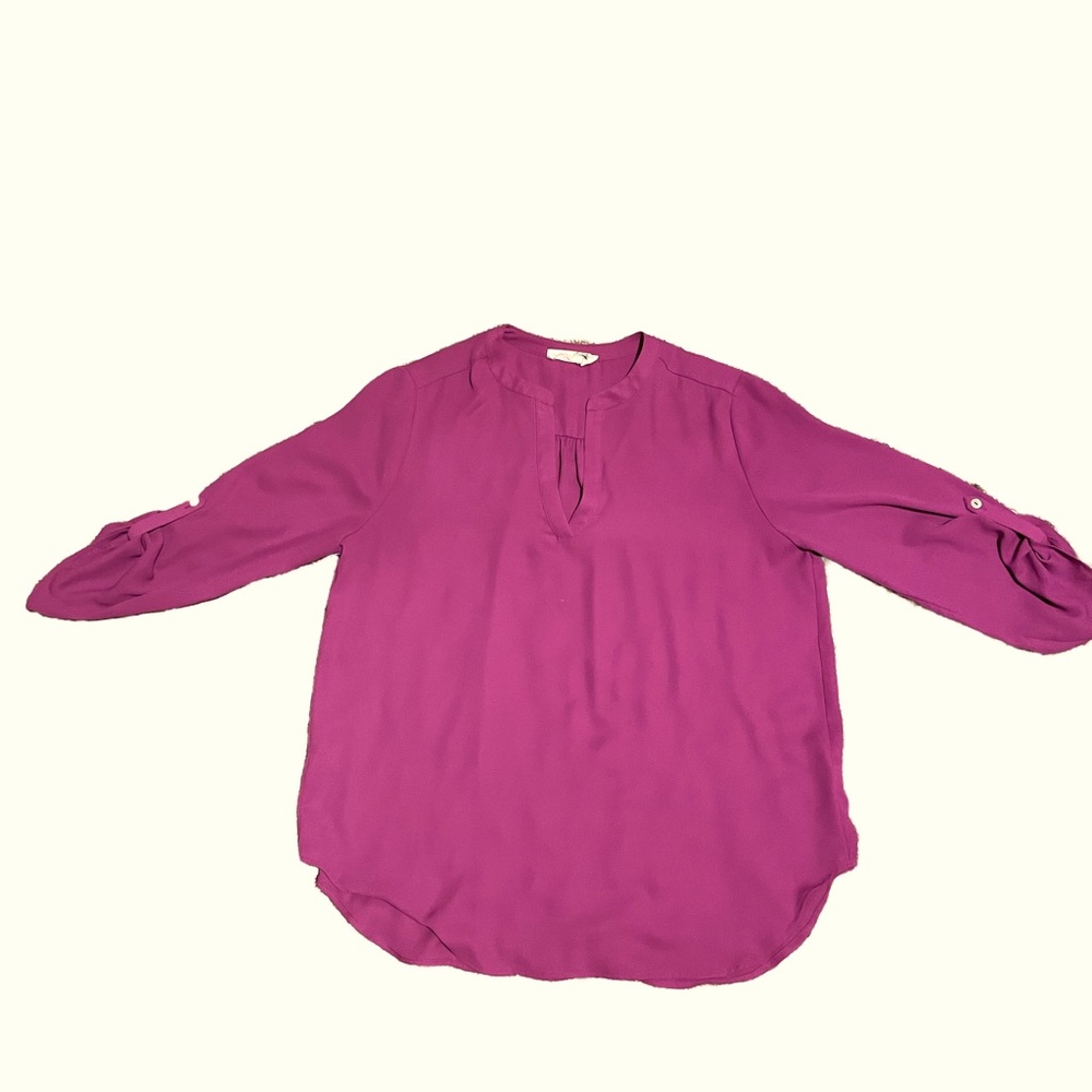 Everleigh 3/4 sleeve dress shirt size M